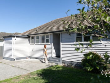 1005 Hood Street, Mayfair, Hastings