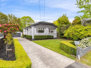 15 Aorangi Road, Bryndwr, Christchurch