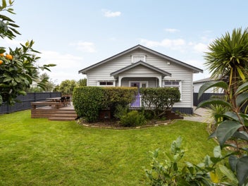 84 Te Aroha Street, Hamilton East, Hamilton