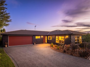 79 Waterstone Avenue, Paraparaumu
