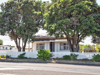 18 Cornfoot Street, Castlecliff, Whanganui