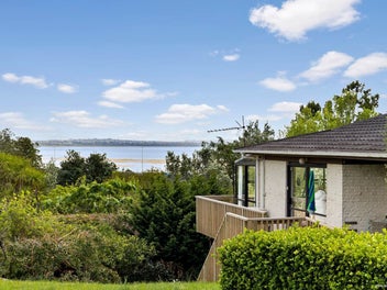 4/14 Howlett Street, Waterview, Auckland