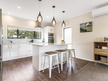 38 Lakeside Drive, Pahurehure, Papakura