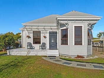 8 Waverley Street, Elgin, Gisborne