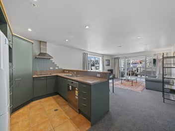 5D/5 Kent Terrace, Mount Victoria, Wellington