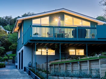 60 Marion Street, Macandrew Bay, Dunedin