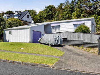 33 Herekawe Drive, Spotswood, New Plymouth