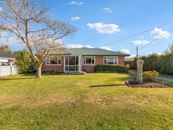 6 Lee Street, Southbridge, Southbridge
