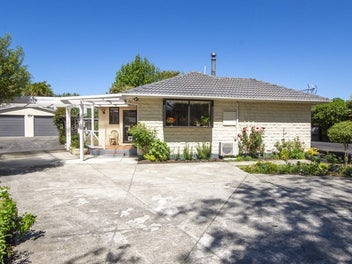 5 Collins Drive, Waikuku Beach, Waikuku Beach