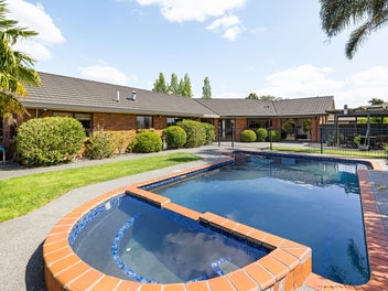 10 Harrowfield Drive, Harrowfield, Hamilton