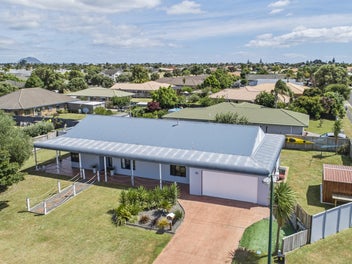 5 Dune Avenue, Papamoa Beach, Papamoa