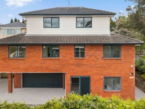 2/25 Keldale Place, Forrest Hill, Auckland