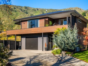 90 Moana View Road, Waikawa, Picton