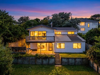 57 Handyside Street, Tawa, Wellington