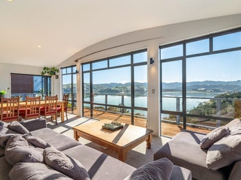 12 The Anchorage, Whitby, Porirua