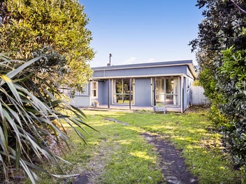 2 Wilson Road, Opunake