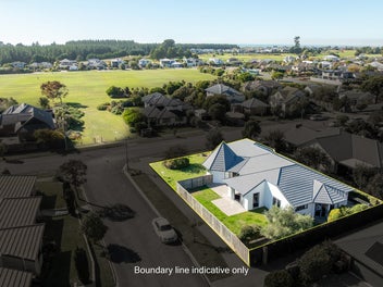 1 Courtfield Close, Parklands, Christchurch