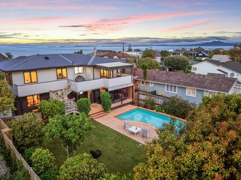 48 Gulf View Road, Murrays Bay, Auckland