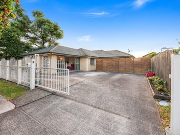 10 Secoia Crescent, Mangere, Auckland