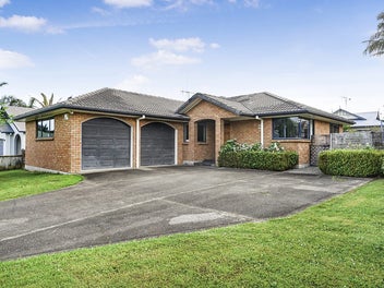 4 Dugald Court, Rototuna, Hamilton