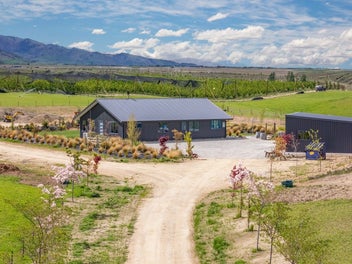 27 Lapins Way, Waikerikeri, Alexandra