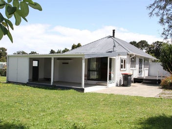 21B Orawia Road, Tuatapere, Tuatapere