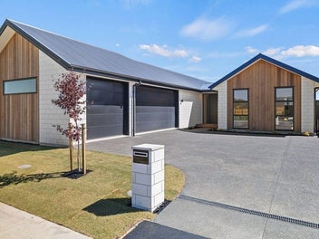 11 Frank Chittock Street, Lincoln, Lincoln