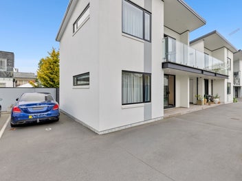 9/12 Latimer Square, Christchurch Central, Christchurch