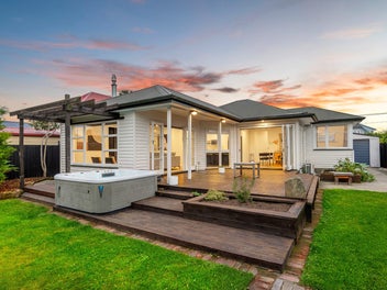 221 Weston Road, St Albans, Christchurch