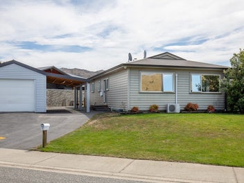 40 Albert Drive, Clyde, Clyde