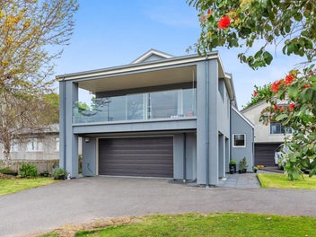 76 Ngatai Road, Otumoetai, Tauranga