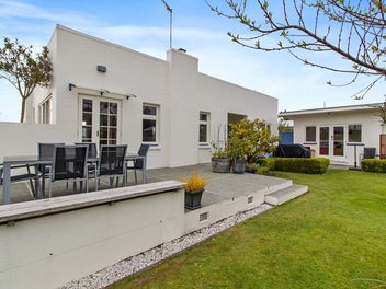 98 Avenue Road, West End, Timaru