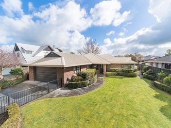 108 John F Kennedy Drive, Milson, Palmerston North
