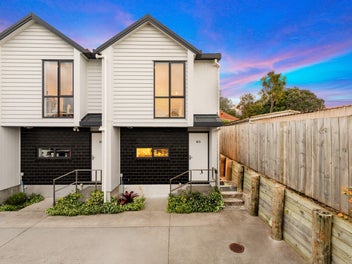 6/3 Arlington Street, Waterview, Auckland