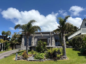 23 Seacrest Boulevard, Langs Beach, Waipu