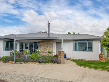 19 Royal Terrace, Alexandra, Alexandra