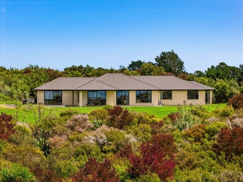 103 Mcleod Road, Helensville
