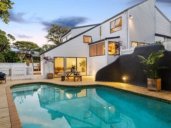 17 Harper Street, Chatswood, Auckland