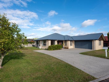 18 Great West Road, Matipo Heights, Rotorua