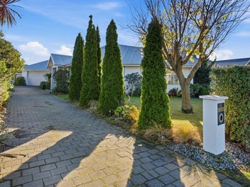 41 Overbury Crescent, Rolleston, Rolleston