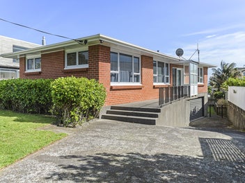 15 McLean Street, Strandon, New Plymouth