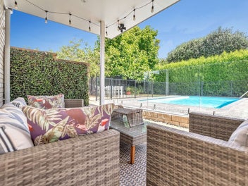 67 Forest Lake Road, Forest Lake, Hamilton