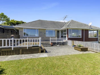 27 Bedford Grove, Kelson, Lower Hutt