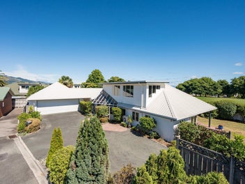 15 Aldinga Avenue, Stoke, Nelson
