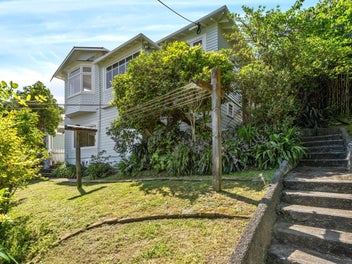 11 Aranoni Street, Island Bay, Wellington