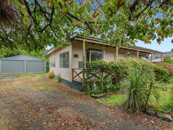1 McIntosh Road, Brighton, Dunedin