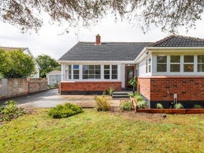 63 Savage Crescent, West End, Palmerston North