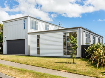 14 Ashwood Street, Woodridge, Wellington