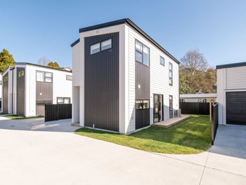 2/141 Waikato Street, Taupo