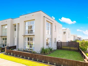 27 Hollowout Street, Takanini, Auckland